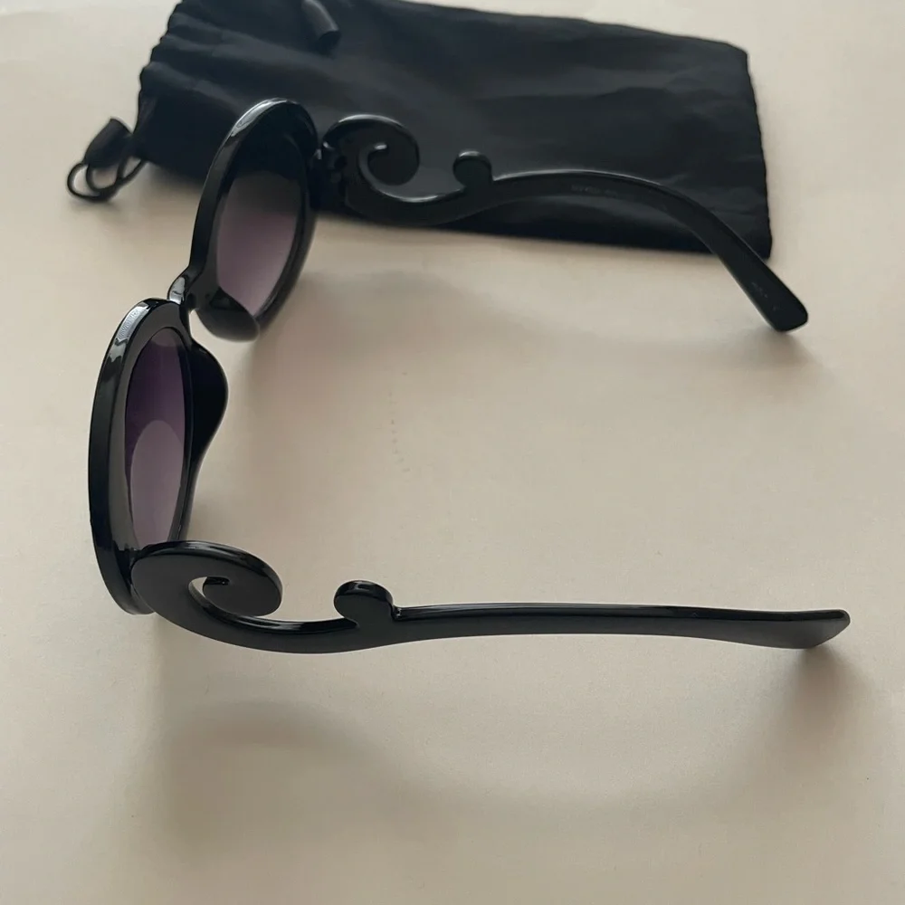 Elegant Black Sunglasses with Case